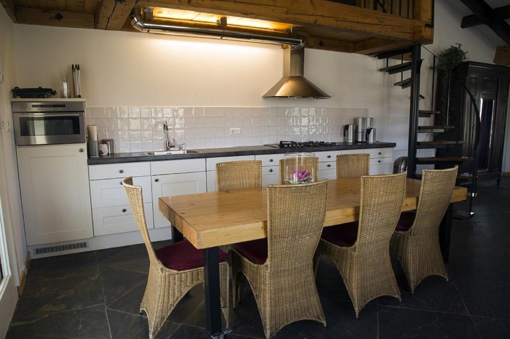 Herkenhoek 5 Bedroom Apartment Heeswijk-Dinther Eksteriør billede